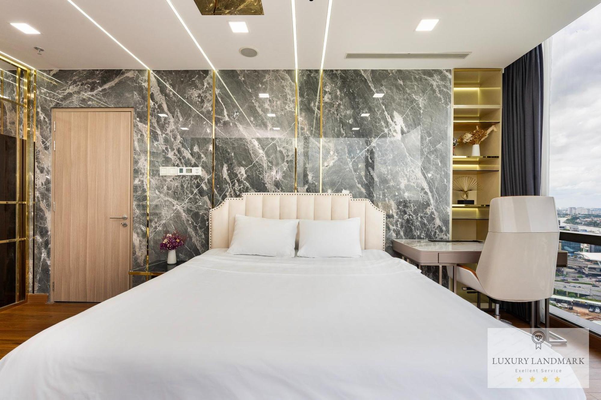 The Signature Landmark 81 - Vinhomes Central Binh Thanh Ho Chi Minh City Exterior photo